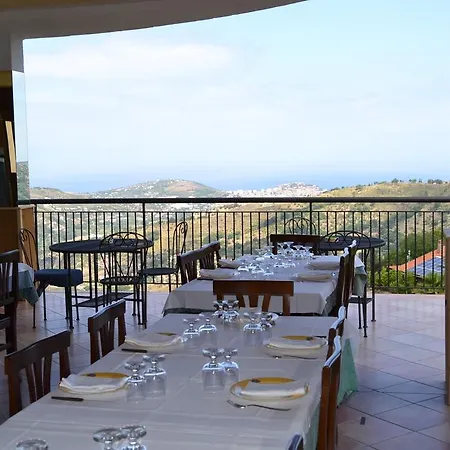 Lantgård Il Falco Del Cilento Torchiara