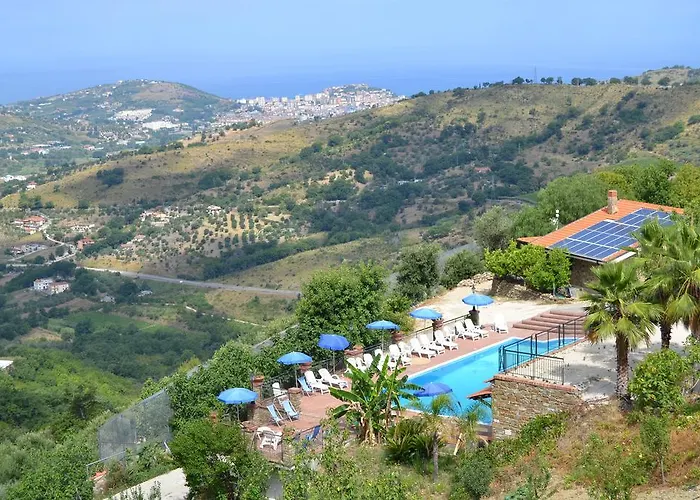 Il Falco Del Cilento 팜스테이 토르치아라